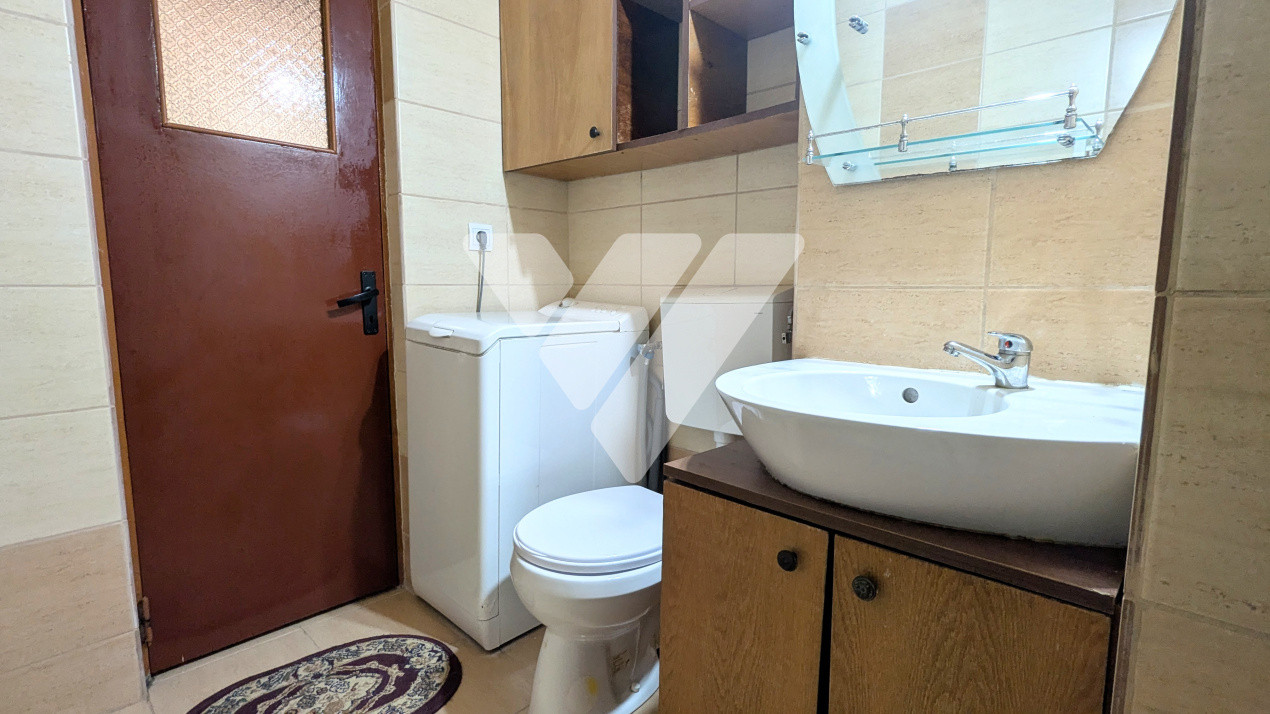 Apartament 2 camere, decomandat, predare imediată - Mihai Viteazul  