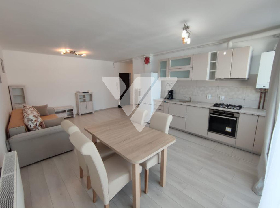 Apartament 3 camere, 100 mp, mobilat, de închiriat, zonă centrală