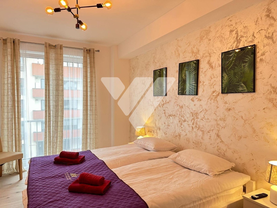 Apartament 3 camere, 100 mp, mobilat, de închiriat, zonă centrală