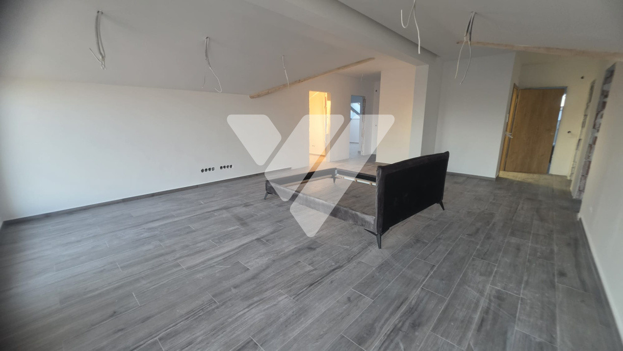 Mansarda 4 camere, 113,6 mp, parcare inclusa, Cristian, Sibiu
