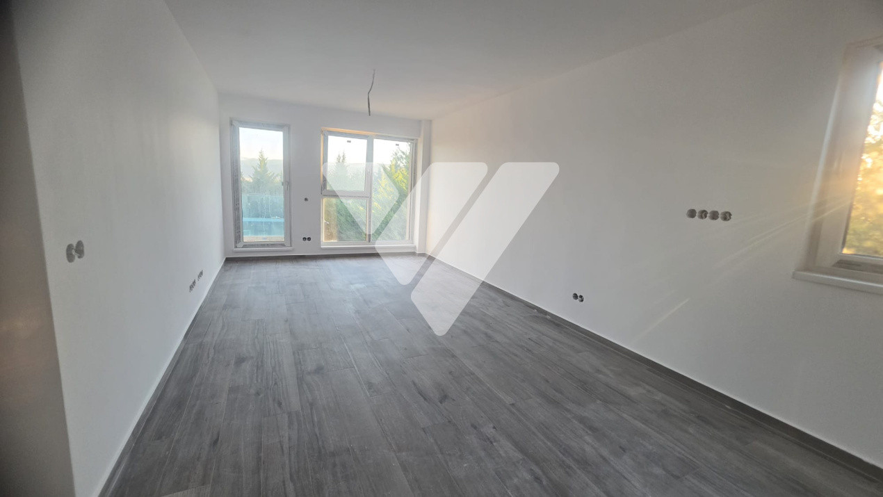 Apartament 3 camere,2 bai, 61,4 mp utili + terasă 7 mp, parcare,Cristian, Sibiu