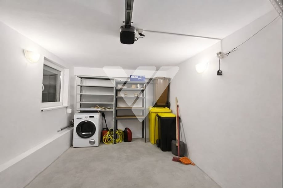 Casa triplex 3 camere, 131 mp, pod, terasă și garaj Turnisor Sibiu