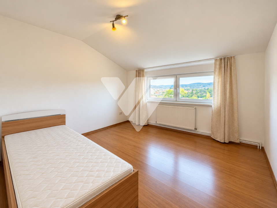 Apartament tip mansarda 3 camere 52 mp zona centrala Promenada Sibiu