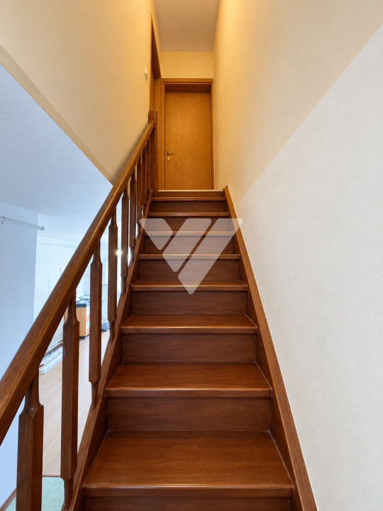 Apartament tip mansarda 3 camere 52 mp zona centrala Promenada Sibiu