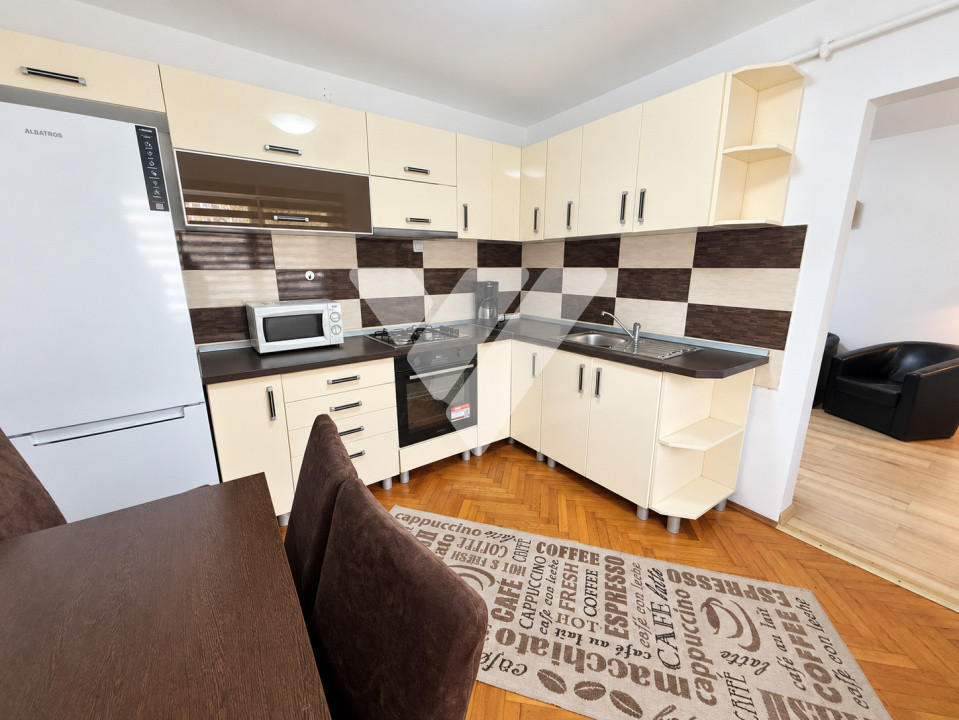 Apartament 3 camere 68 mp utili, mobilat, zona Spital/ Gara Sibiu