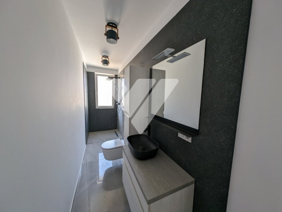 Quadruplex Cisnadie - 5 camere - Zona Linistita