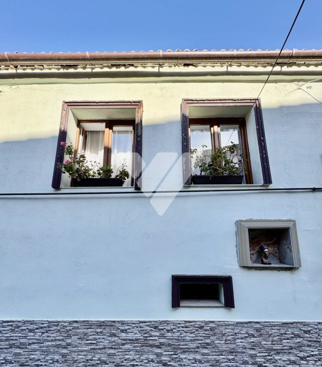 Apartament renovat 2 camere la casa de vanzare in Cisnadie Sibiu