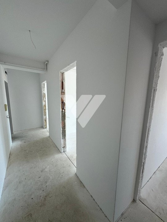 Apartament nou 2 camere etaj 3 balcon si debara - zona Doamna Stanca