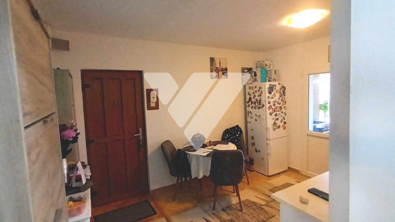 Apartament 2 camere 45 mp utili mobilat zona Terezian, Sibiu