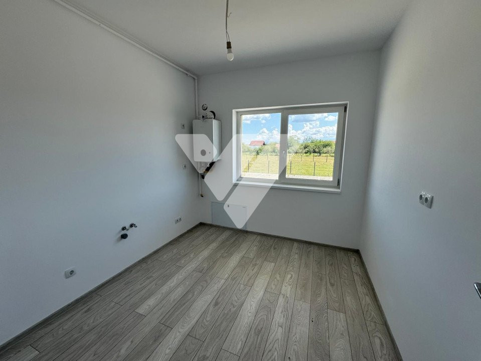 Super pret - Apartament 3 camere 2 bai 74 mp si boxa la cheie Selimbar