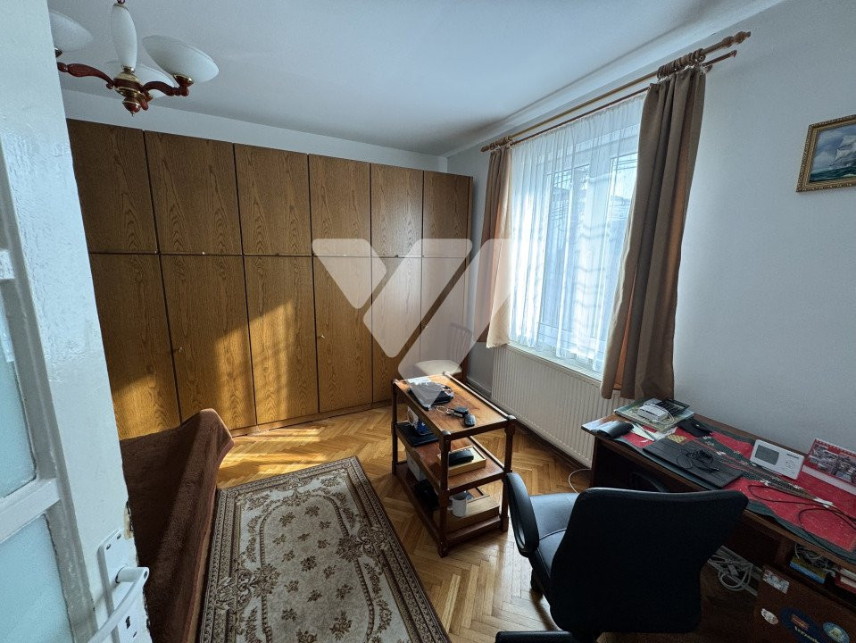 Doua apartamente la casa etaj 1 de vanzare 140 mp zona Hipodrom Sibiu