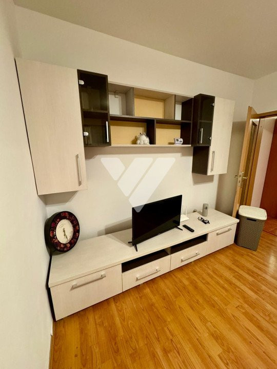 Apartament 2 camere mobilat de vanzare in Sibiu zona Cedonia