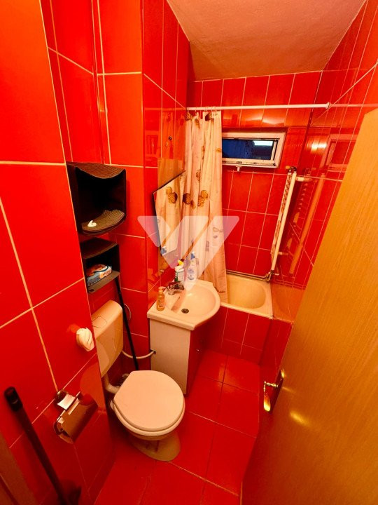 Apartament 2 camere mobilat de vanzare in Sibiu zona Cedonia