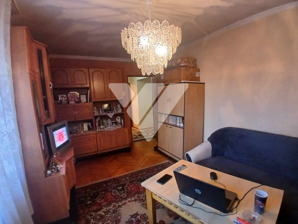 Apartament 2 camere decomandat 48 mp utili zona Valea Aurie