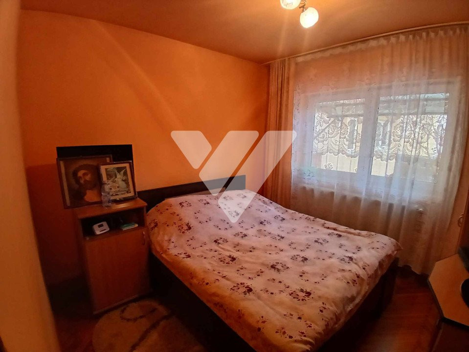 Apartament 2 camere decomandat 48 mp utili zona Valea Aurie