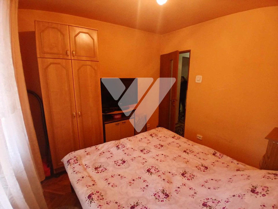 Apartament 2 camere decomandat 48 mp utili zona Valea Aurie