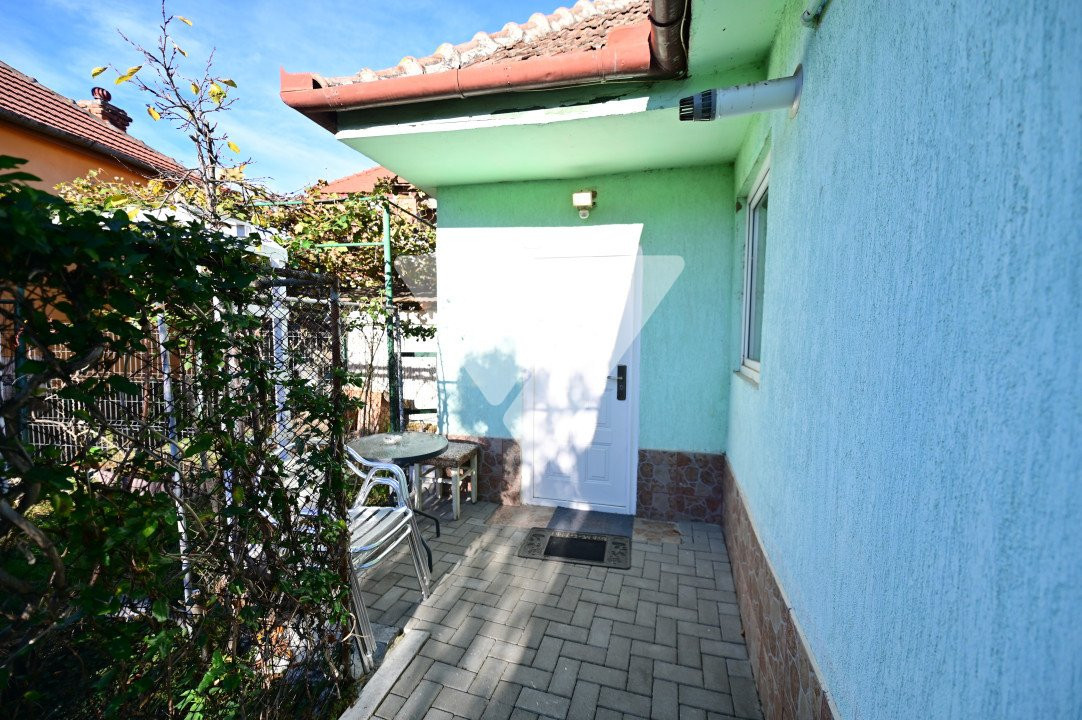 Casa cu 2 camere si bucatarie, 56 mpu, teren 90 mp - Piata Cluj, Sibiu