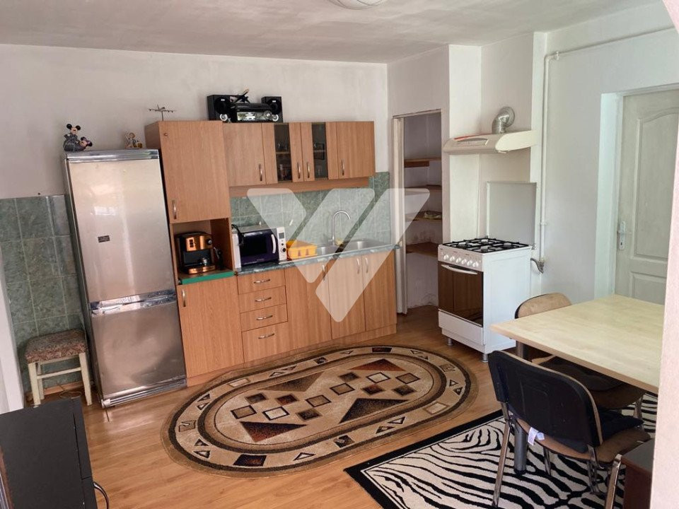 Casa cu 2 camere si bucatarie, 56 mpu, teren 90 mp - Piata Cluj, Sibiu