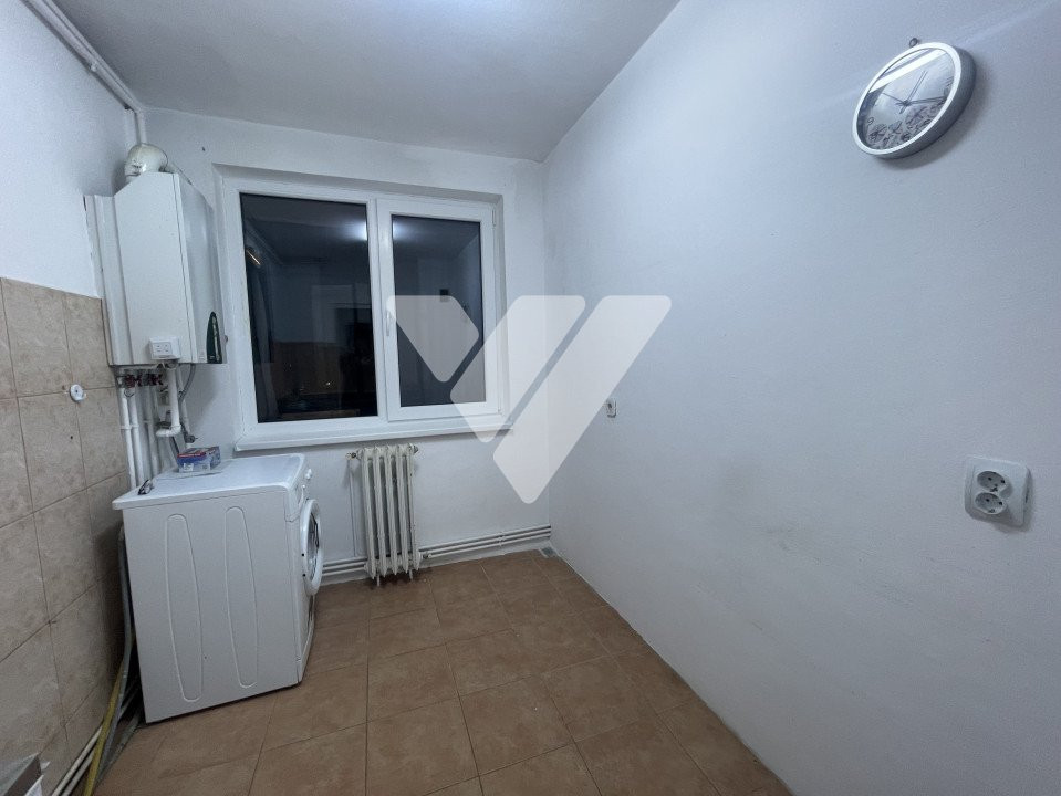 Apartament 3 camere decomandat - etaj 4/10 - Hipodrom 3 - Sibiu