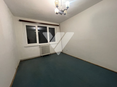 Apartament 3 camere decomandat - etaj 4/10 - Hipodrom 3 - Sibiu