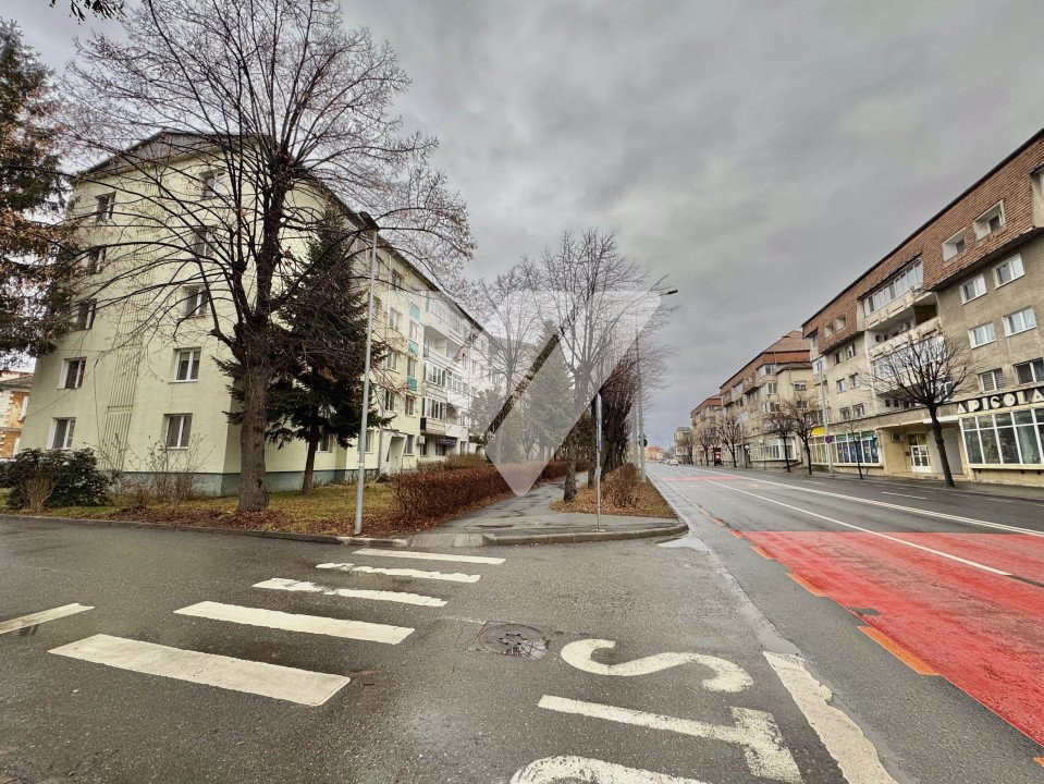 Apartament 2 camere mobilat de vanzare in Sibiu zona Dioda Politie