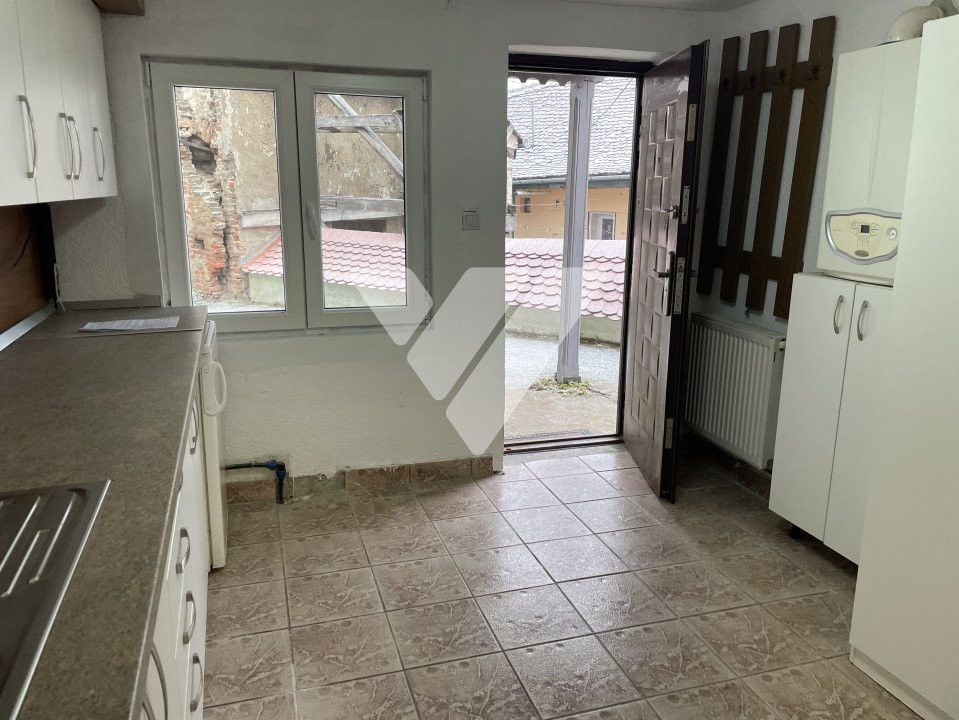 Vanzare - Apartament pe 2 nivele, in Centrul Vechi din Sibiu