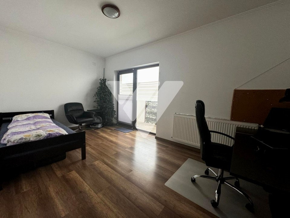 Apartament 3 Camere, 2 Balcoane, Parcare, Panoramă Superbă în Zona Cisnadie