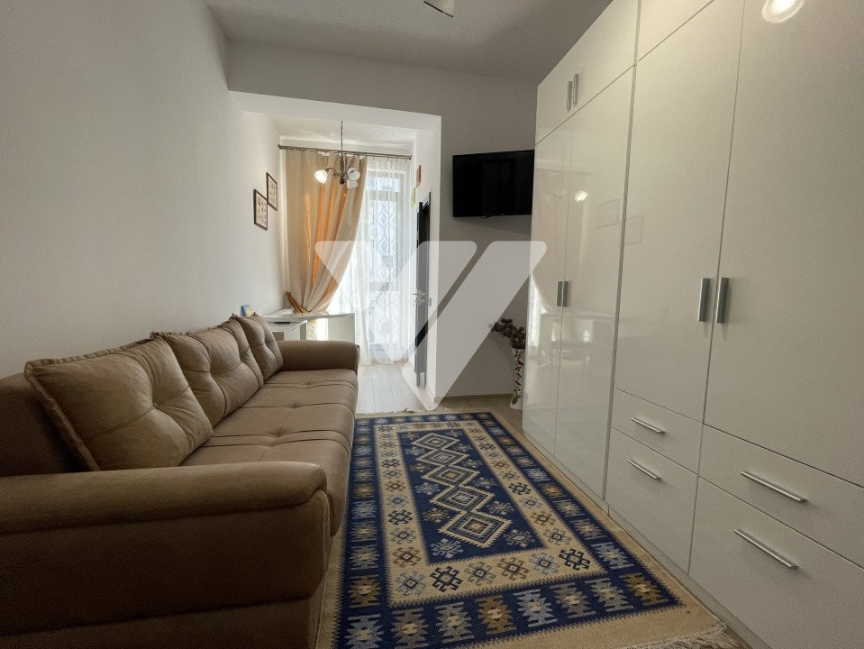 Apartament de Vanzare - 3 camere - 63 mp utili - Mobilat și Utilat