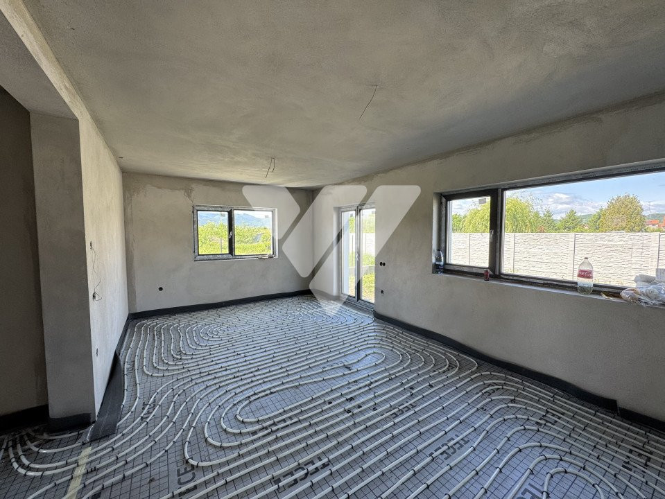 Casa individuala 4 camere 2 bai teren 284 mp in Cristian Sibiu
