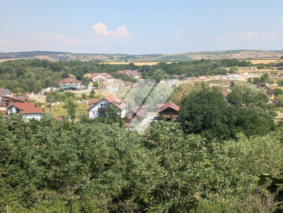 Teren intravilan 1670 mp cu vedere spre lacuri Ocna Sibiului