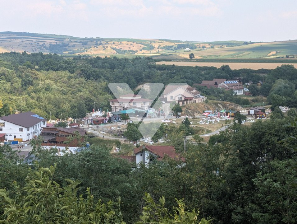 Teren intravilan 1670 mp cu vedere spre lacuri Ocna Sibiului