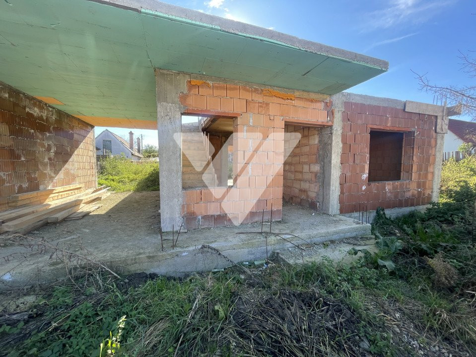 Teren cu Autorizație de construcție - Casa la rosu în Cristian, Sibiu