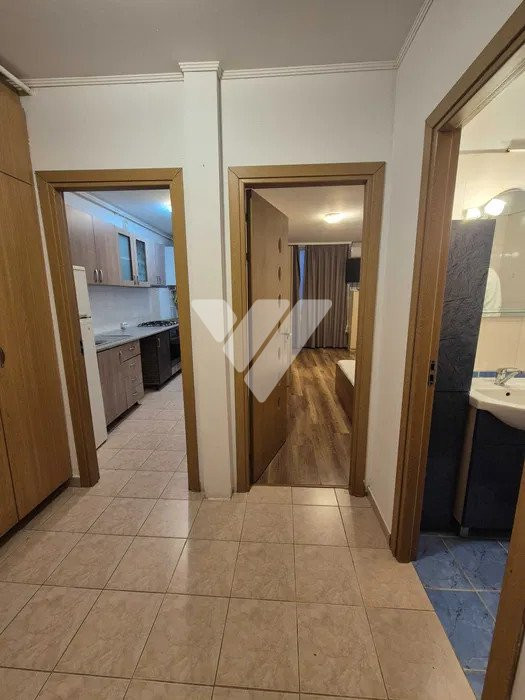 Apartament cu o camera, 34 mp utli, zona Lazaret