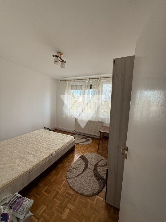Apartament 2 camere mobilat etaj 3 cu lift - zona Milea Sibiu