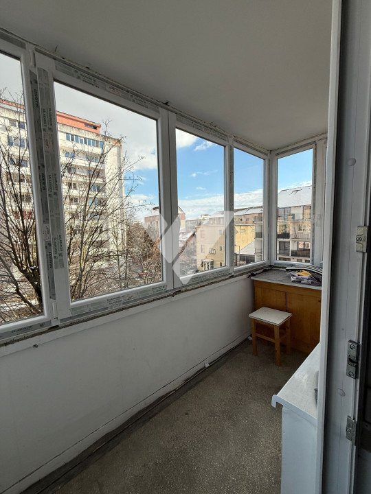 Apartament 2 camere mobilat etaj 3 cu lift - zona Milea Sibiu