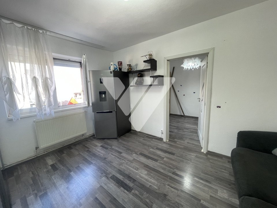Apartament 2 camere mobilat etaj 3 din 4 - zona Rahovei Sibiu