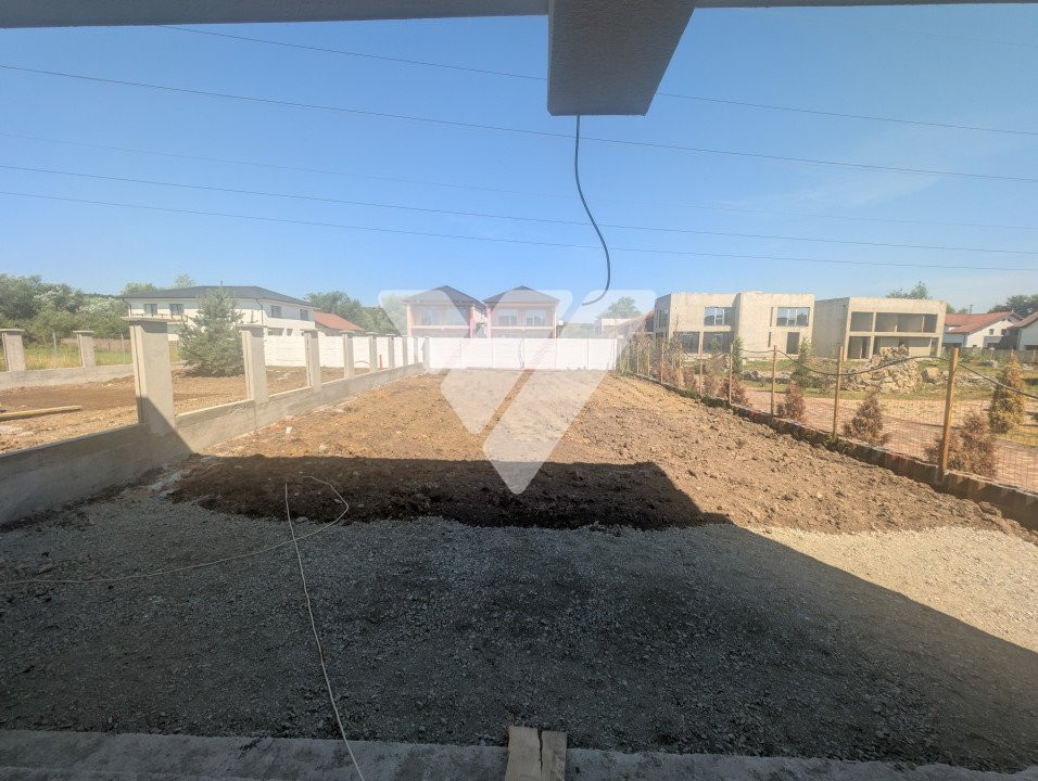 Casa 4 camere si 420 mp curte libera in Selimbar Sibiu