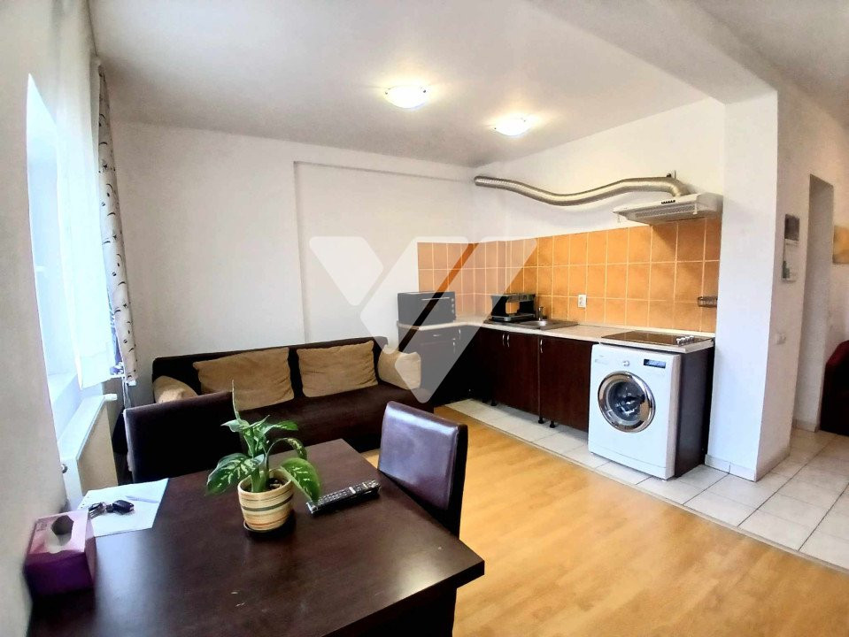 Garsoniera, decomandata, 28 mp utili, zona Opera Residence