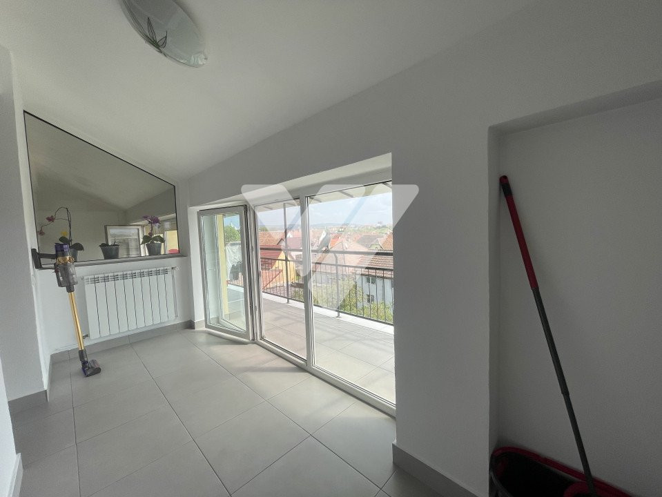 Apartament PREMIUM cu 3 Camere 118 mp Utili - Terasa si Pod