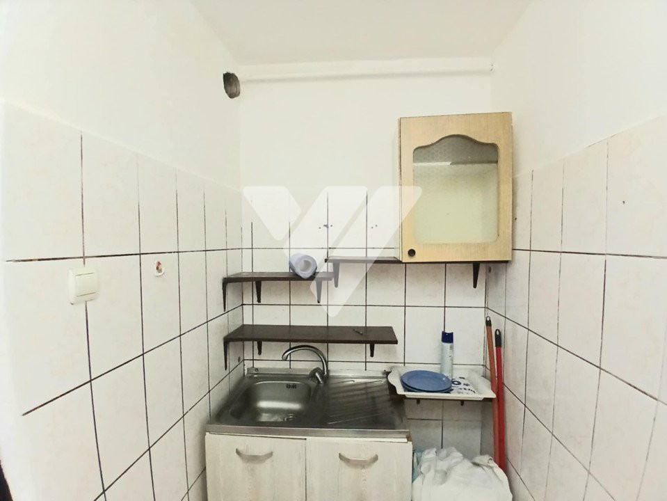 Garsoniera 21 mp utili la etaj 1 zona Henri Coanda Sibiu