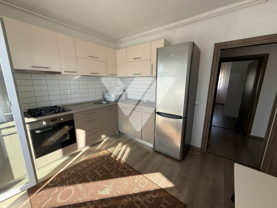 Apartament 2 camere decomandat mobilat de vanzare - zona Ciresica