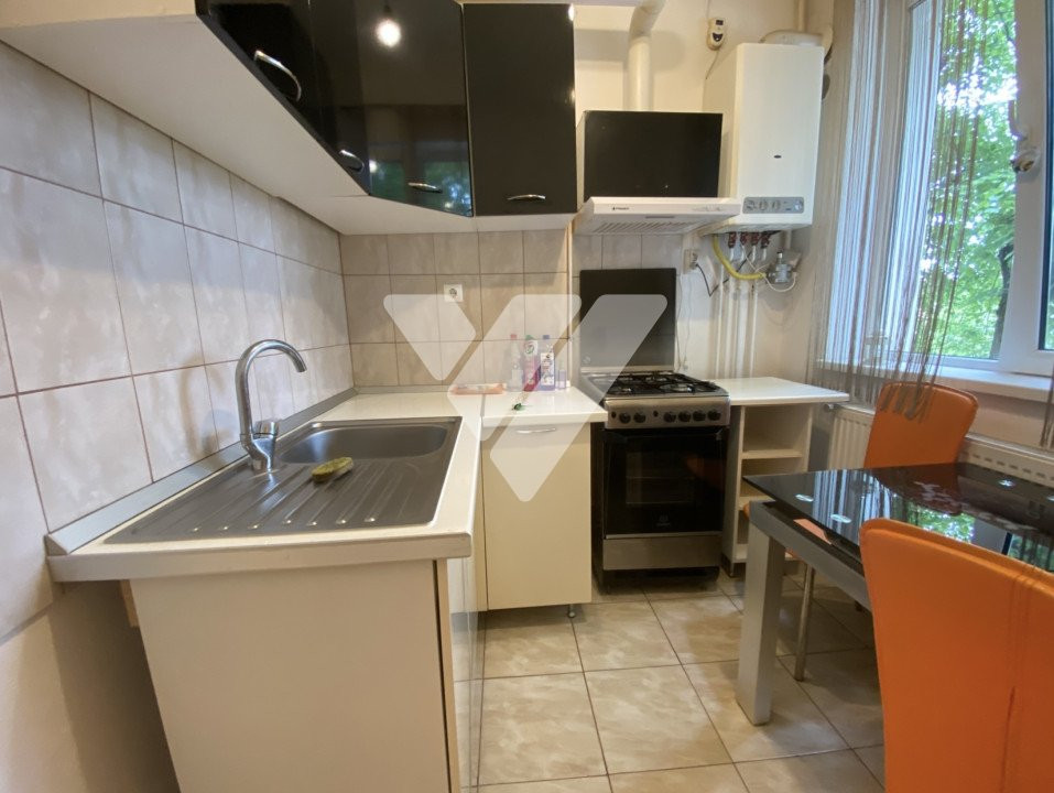 Garsoniera decomandata etajul 1 de inchiriat - Hipodrom 3 Sibiu