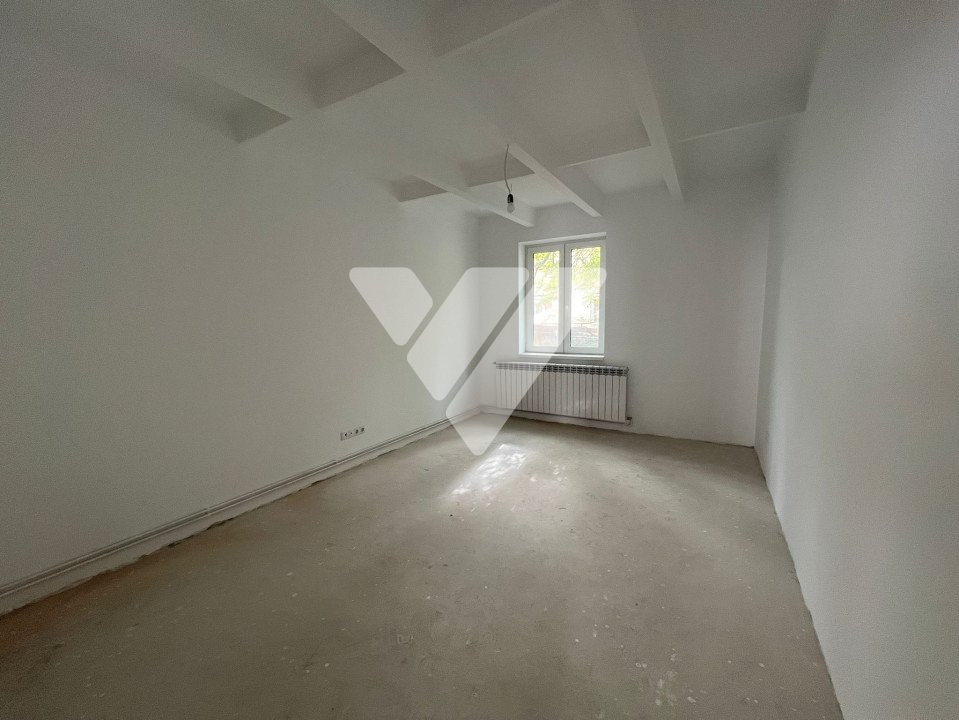 Apartament 2 camere decomandat 48 mp pivnita zona Turnisor Sibiu