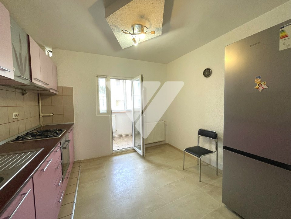 Apartament 2 camere decomandat 49 mp etaj 3 - Vasile Aaron Sibiu