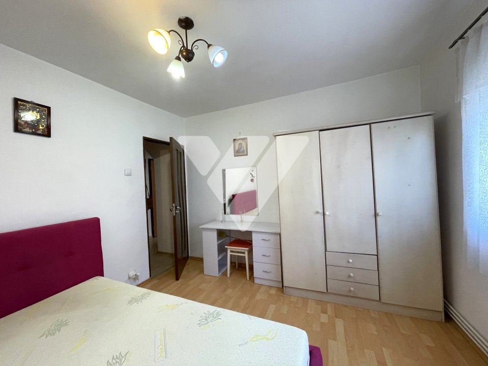Apartament 2 camere decomandat 49 mp etaj 3 - Vasile Aaron Sibiu