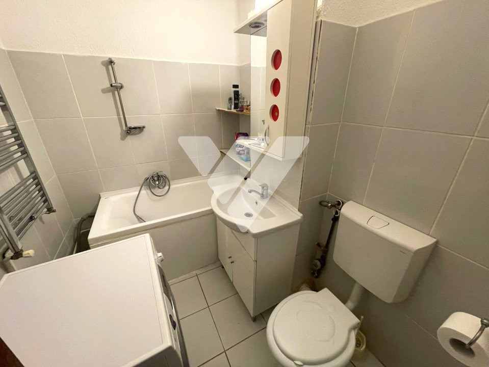 Apartament 2 camere decomandat 49 mp etaj 3 - Vasile Aaron Sibiu