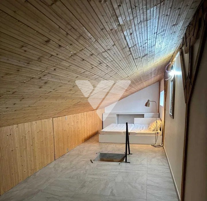 Casa mobilata 3 camere + pod, terasa si gradina 191 mp Selimbar Sibiu