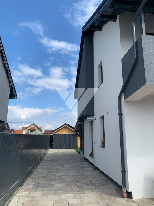 Casa de lux cu panouri solare și curte generoasa – Cristian, Sibiu