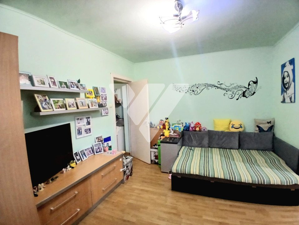 Apartament 2 camere, etaj 3 , zona Hipodrom 3