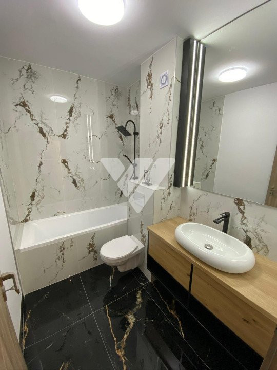 Penthouse modern pe 2 niveluri 2 camere 55 mp mobilat utilat Zona Vest
